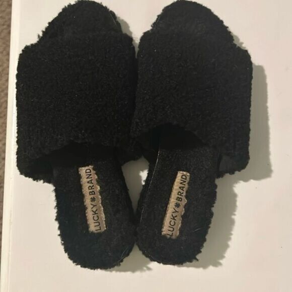 Lucky Brand Shoes - Lucky Brand Gadini Woman’s faux shelling open toe slide slippers black size 7